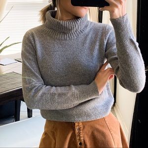 Brandy Melville grey turtleneck